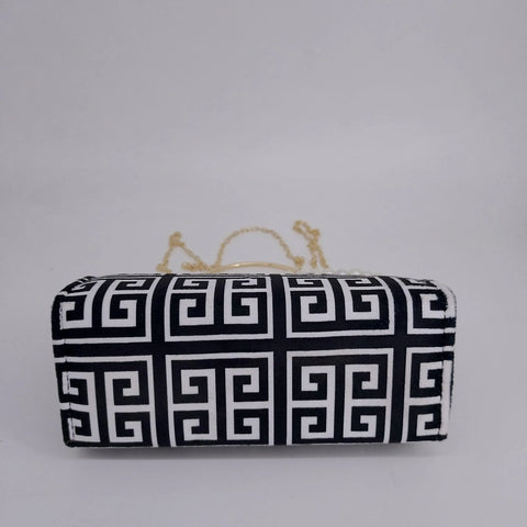 Hazel Chain Crossbody Bag Black and White Color