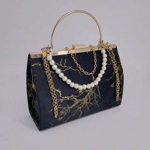 Hazel Chain Crossbody Bag 2.0 Black Color